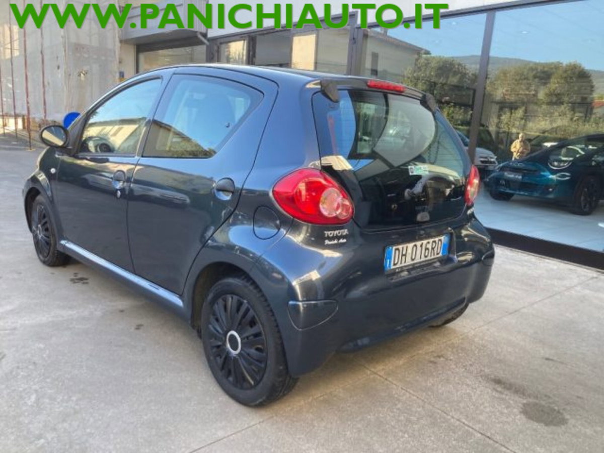 Toyota Aygo 1.0 12V VVT-i 5 porte Sol (6)