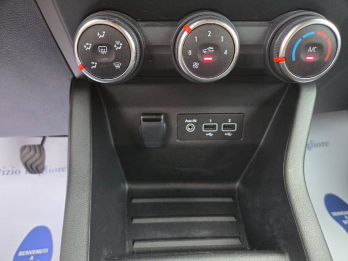 Renault Clio TCe 90 CV 5 porte Equilibre (10)