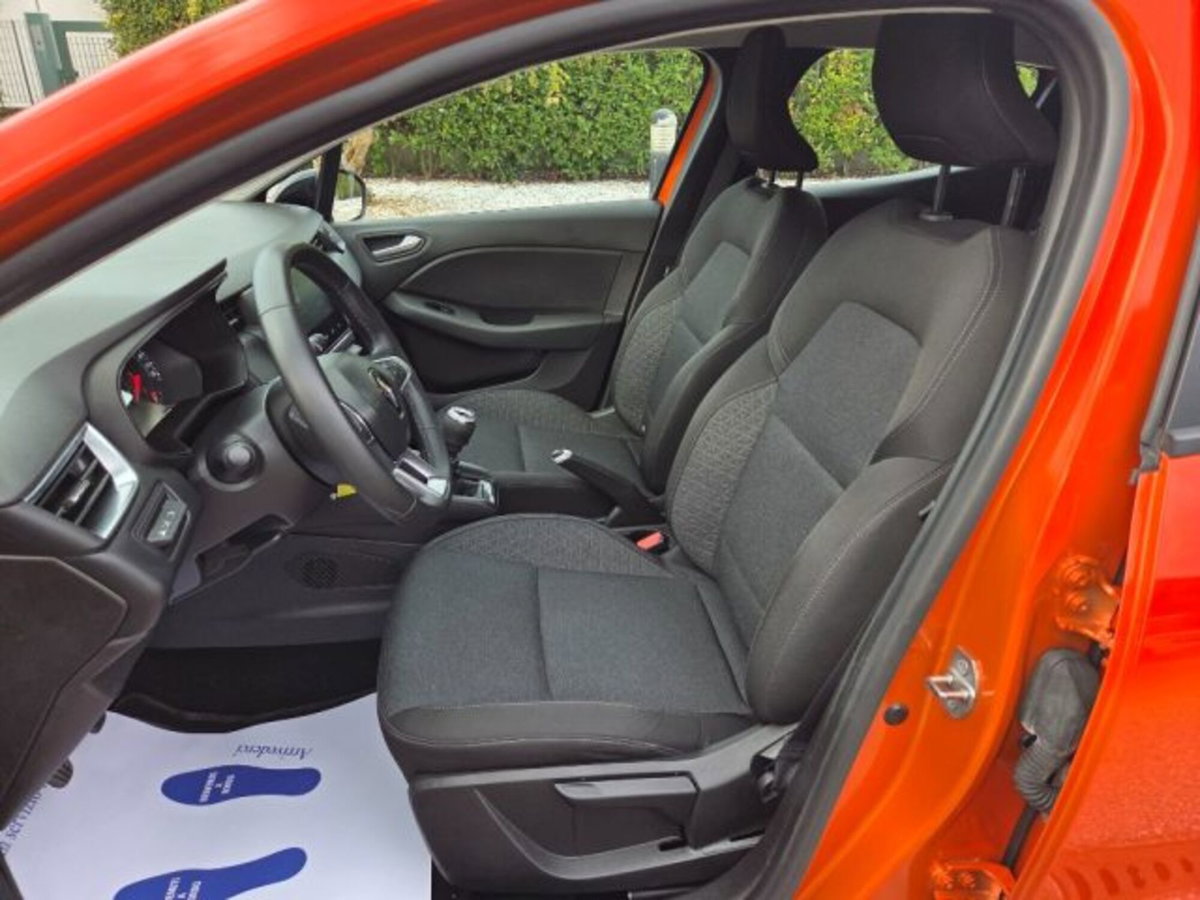 Renault Clio TCe 90 CV 5 porte Equilibre (16)