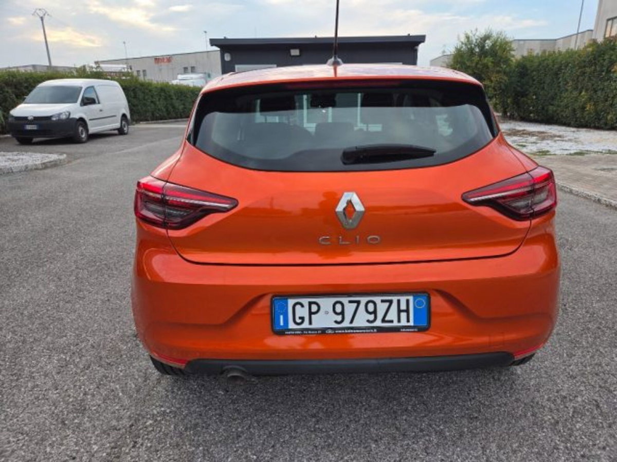 Renault Clio TCe 90 CV 5 porte Equilibre (5)