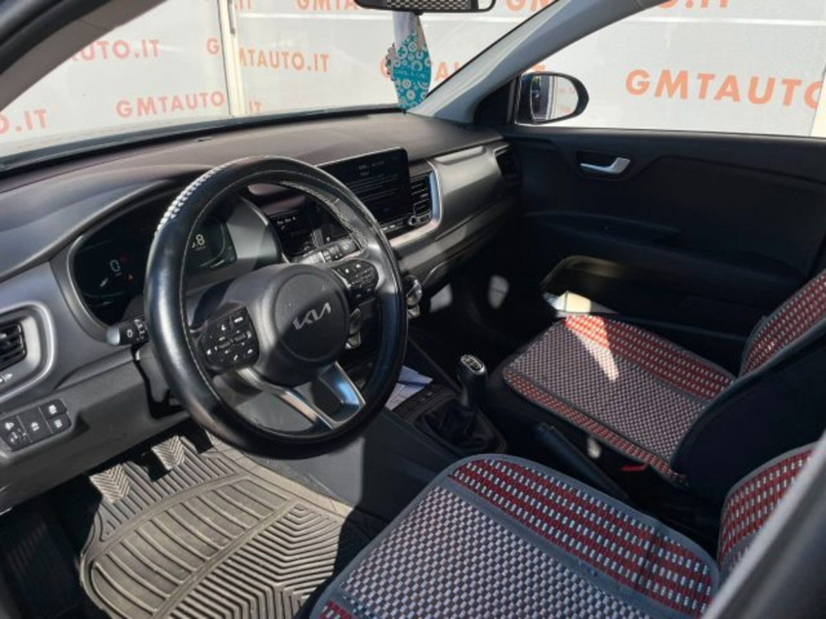 Kia Stonic 1.0 t-gdi Style (10)