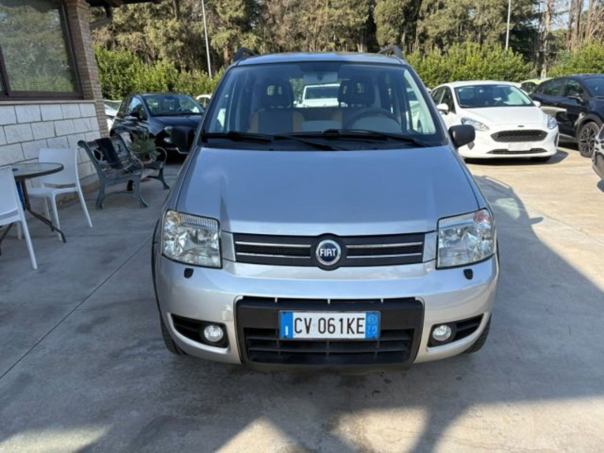 Fiat Panda 1.2 4x4 Climbing (2)