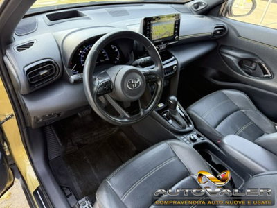 Toyota Yaris Cross 1.5 Hybrid 5p. E-CVT AWD-i Premiere (14)