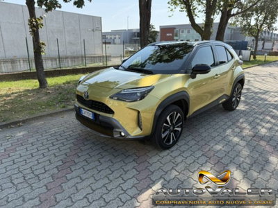 Toyota Yaris Cross 1.5 Hybrid 5p. E-CVT AWD-i Premiere (2)