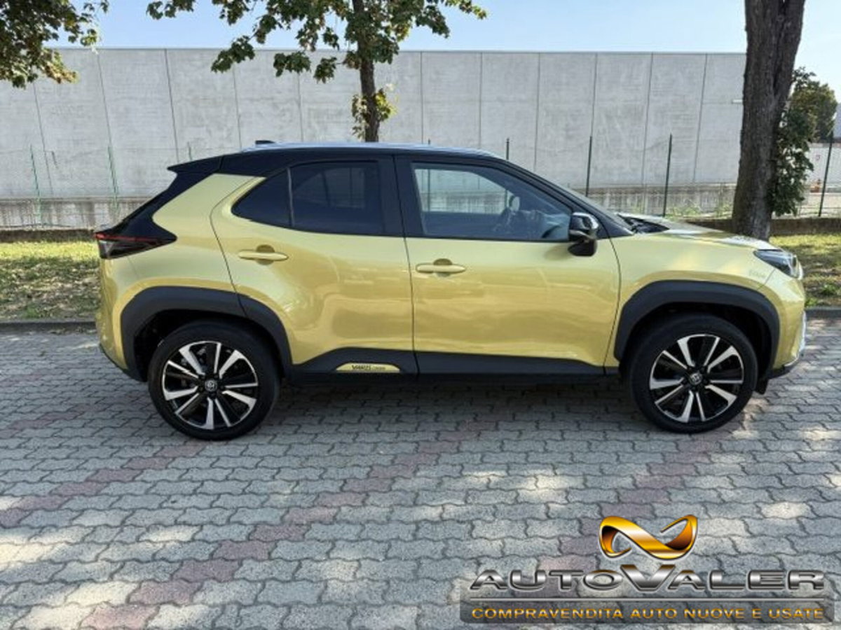 Toyota Yaris Cross 1.5 Hybrid 5p. E-CVT AWD-i Premiere (5)