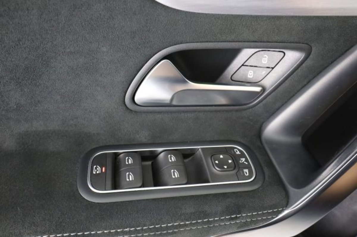 Mercedes-Benz Classe A 180 d Automatic Premium (16)