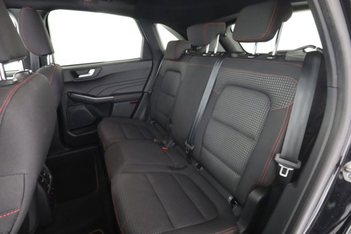 Ford Kuga 2.5 Plug In Hybrid 225 CV CVT 2WD ST-Line (3)