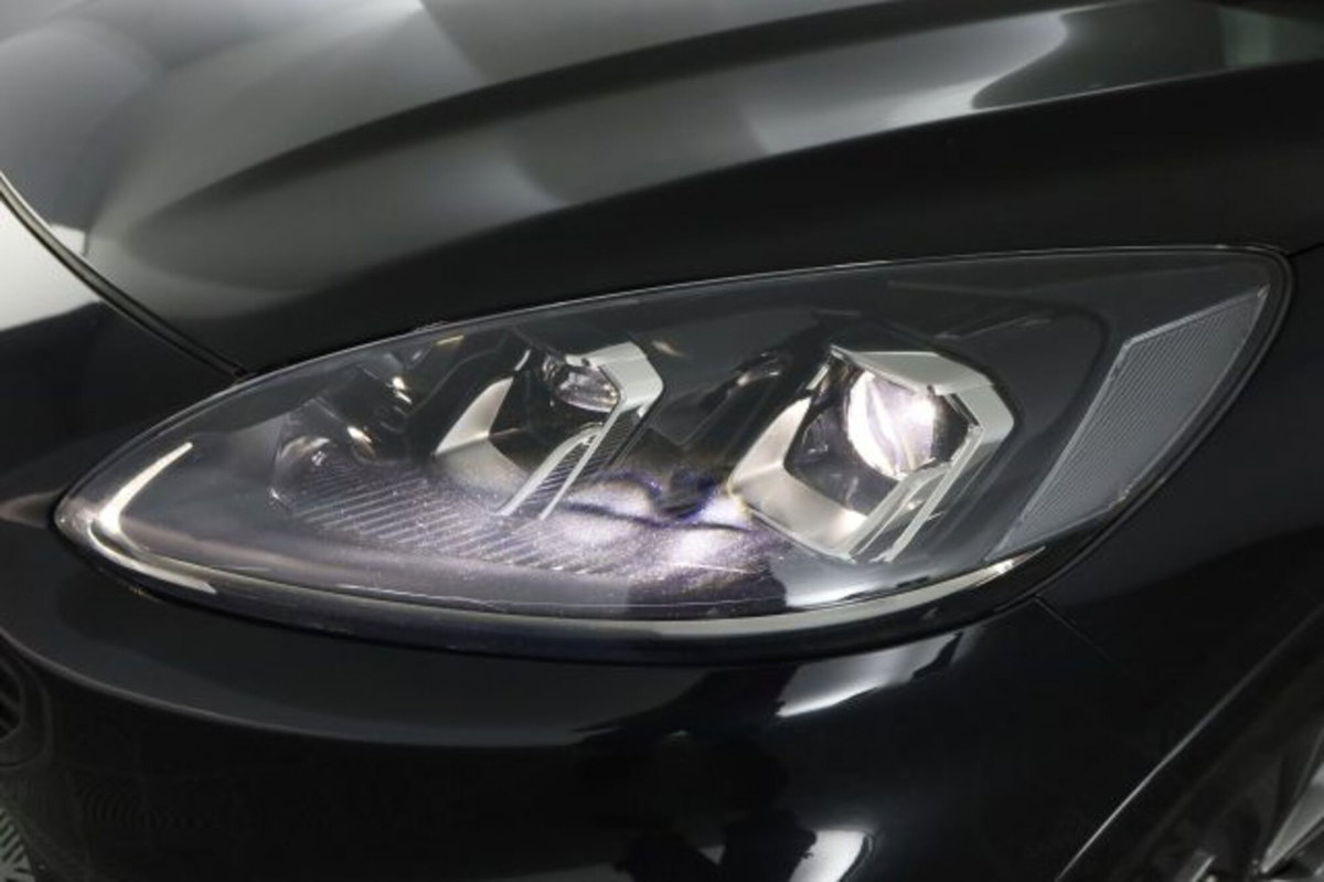 Ford Kuga 2.5 Plug In Hybrid 225 CV CVT 2WD ST-Line (9)