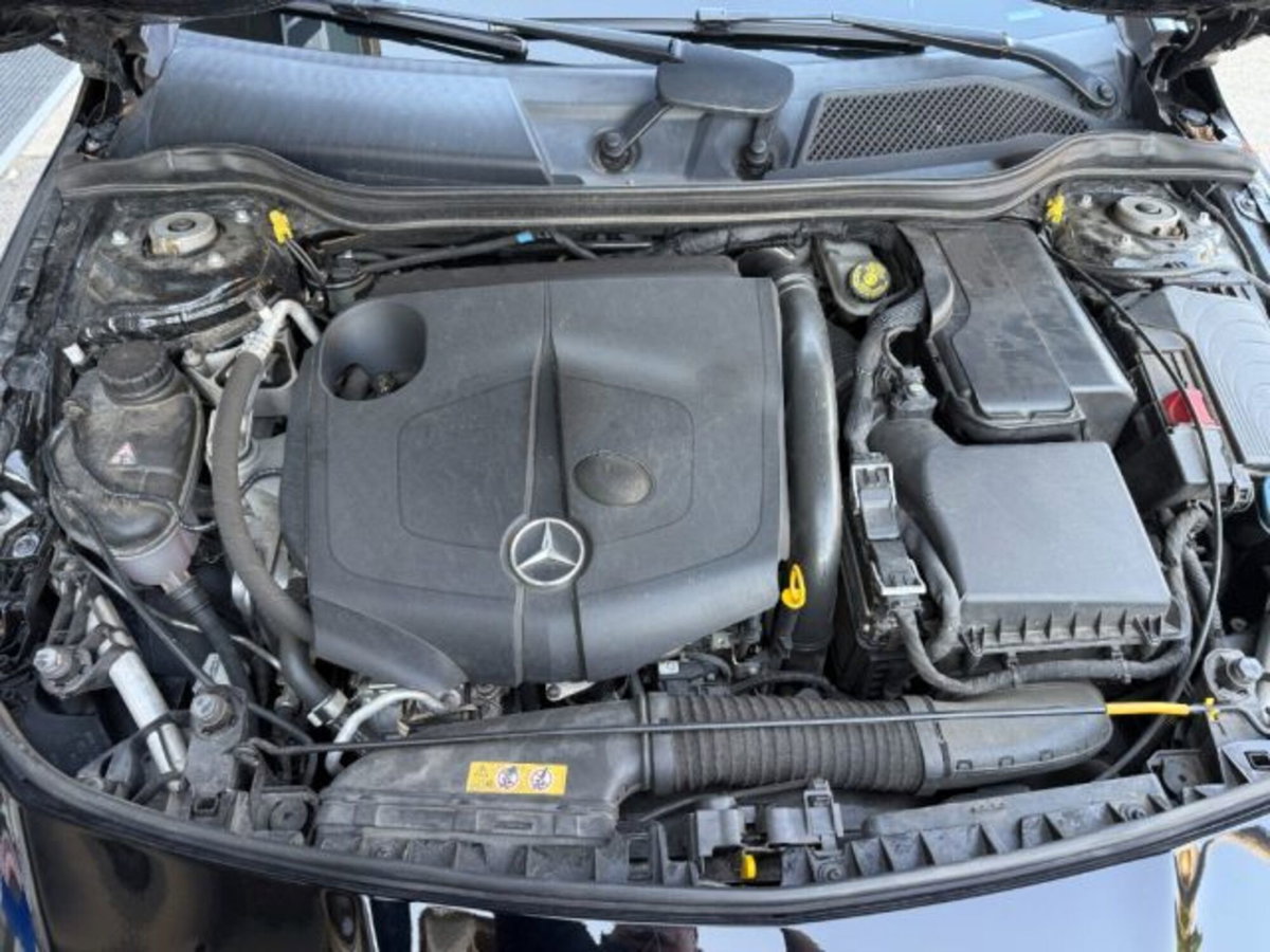 Mercedes-Benz CLA Shooting Brake 200 d 4Matic Automatic Premium (18)