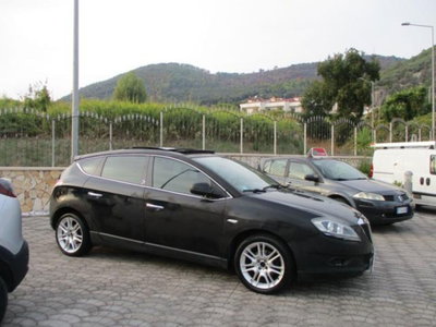 Lancia Delta 1.6 MJT DPF Platino (4)