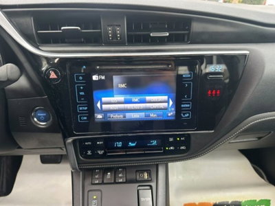 Toyota Corolla Touring Sports 1.8 Hybrid Business (11)