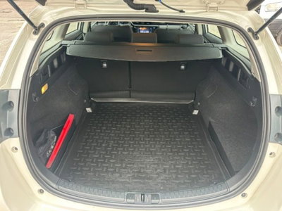 Toyota Corolla Touring Sports 1.8 Hybrid Business (7)