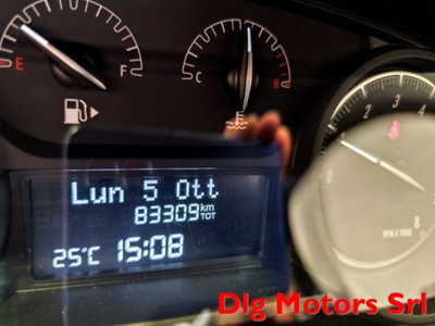 Lancia Ypsilon 1.2 69 CV 5 porte Gold (10)