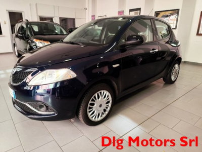 Lancia Ypsilon 1.2 69 CV 5 porte Gold (3)