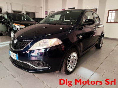 Lancia Ypsilon 1.2 69 CV 5 porte Gold (6)