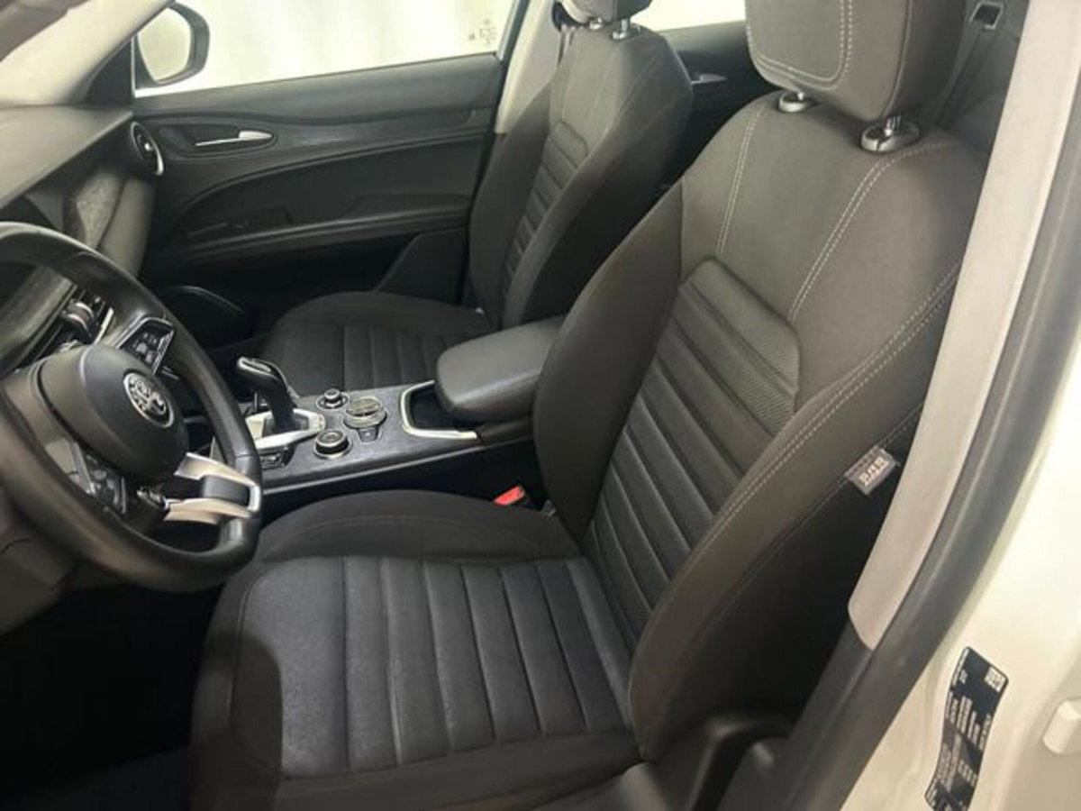 Alfa Romeo Stelvio Stelvio 2.2 Turbodiesel 160 CV AT8 RWD Business (5)