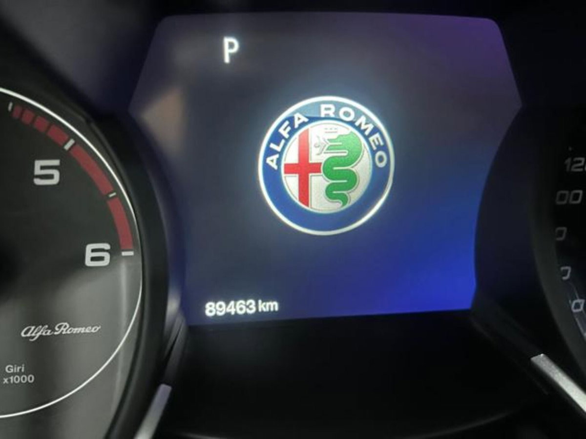 Alfa Romeo Stelvio Stelvio 2.2 Turbodiesel 160 CV AT8 RWD Business (8)
