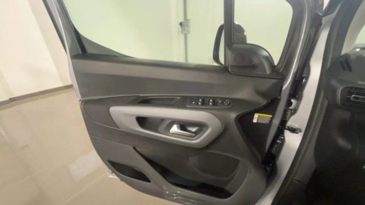 Citroen Berlingo BlueHDi 130 Stop&Start M Feel Pack (9)