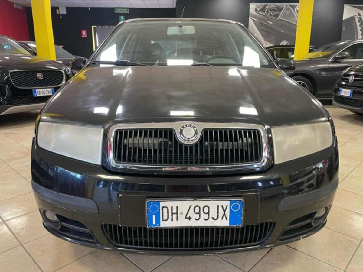 Skoda Fabia 1.2 12V 70CV 5p. Style GPLine (2)