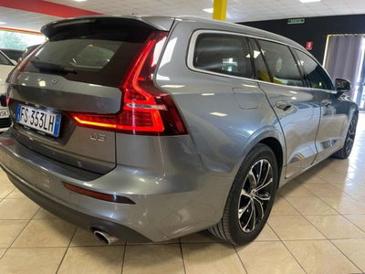 Volvo V60 D3 Geartronic R-design (3)