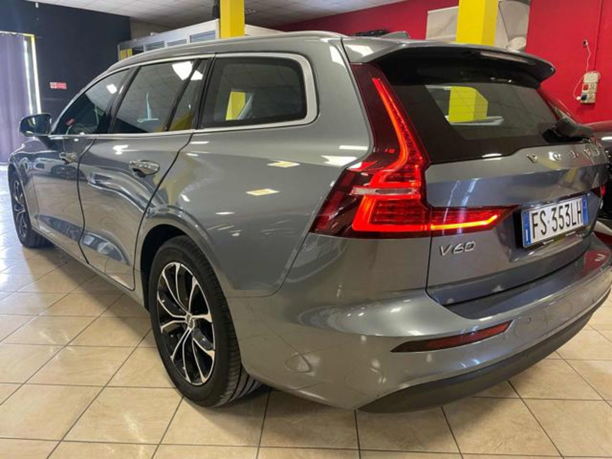 Volvo V60 D3 Geartronic R-design (7)