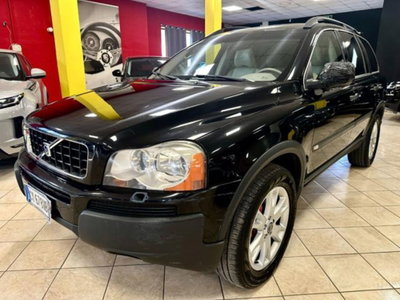 Volvo XC90 2.4 D5 185 CV AWD Executive (4)