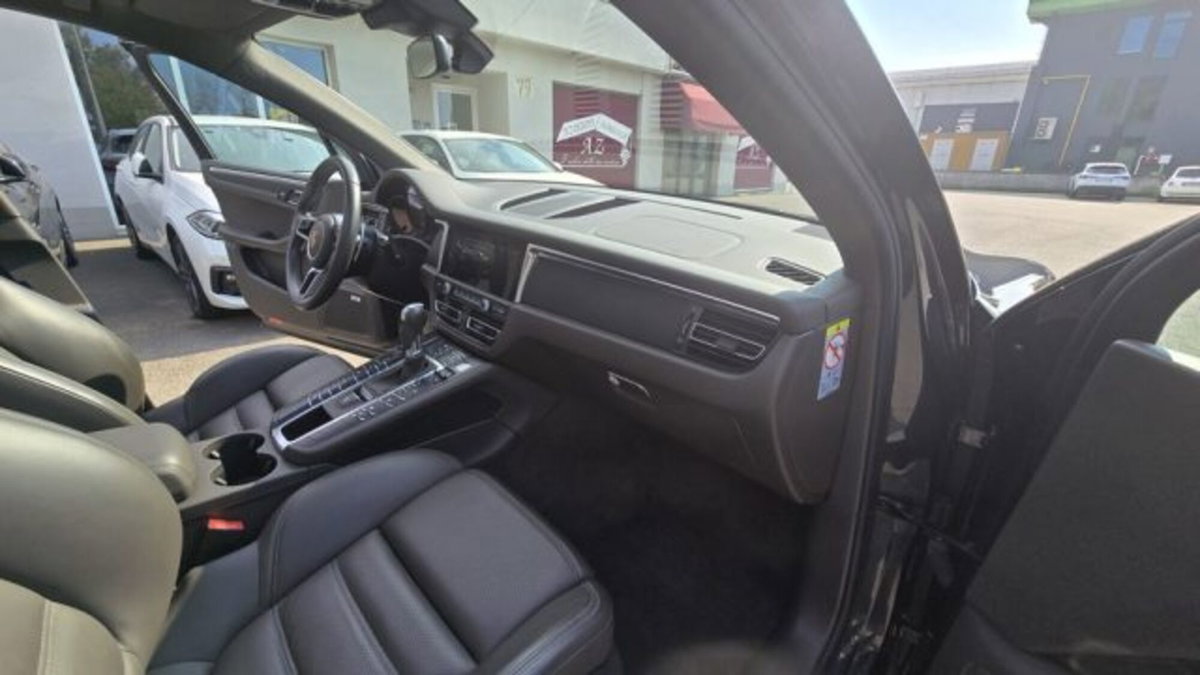 Porsche Macan 2.0 (10)