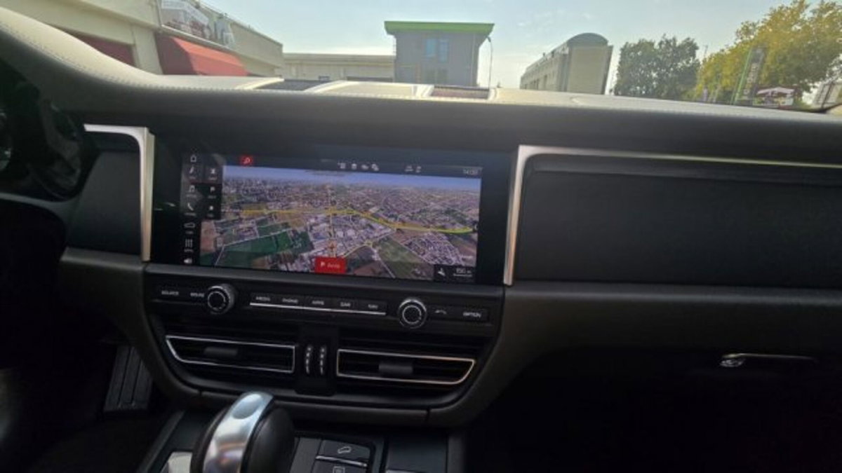 Porsche Macan 2.0 (14)
