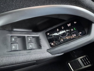 Audi Q5 Sportback 2.0 tdi mhev+ S line quattro 204cv s-tronic (13)