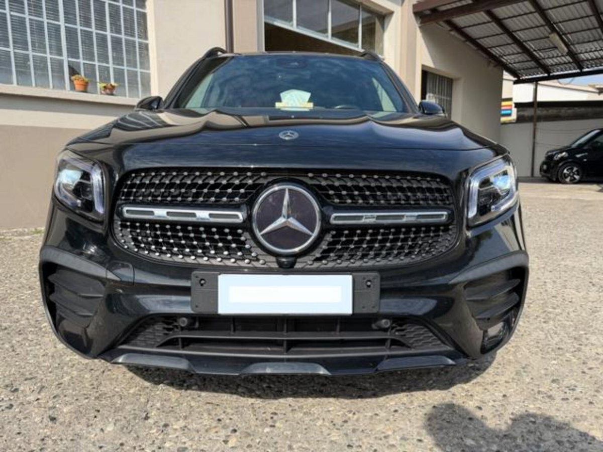 Mercedes-Benz GLB 200 d Automatic 4Matic Premium (2)