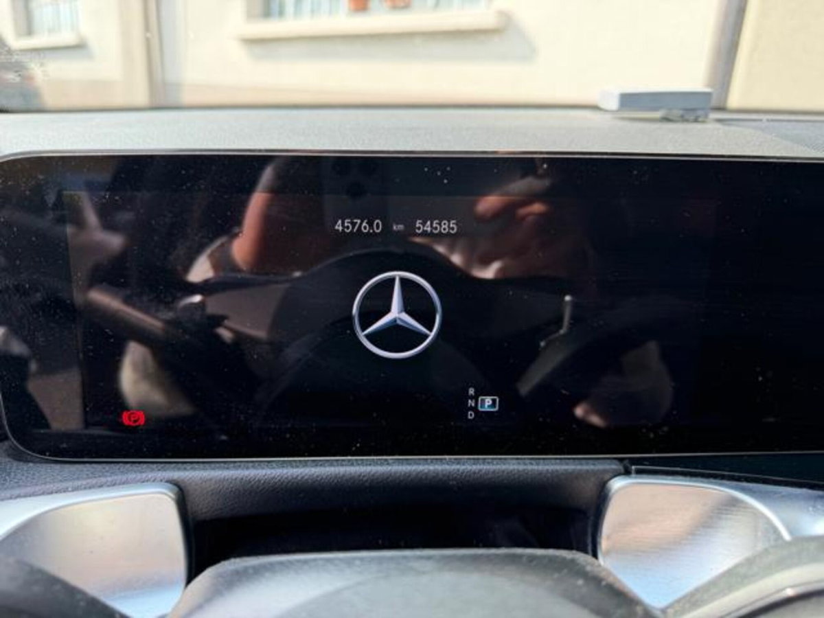 Mercedes-Benz GLB 200 d Automatic 4Matic Premium (7)