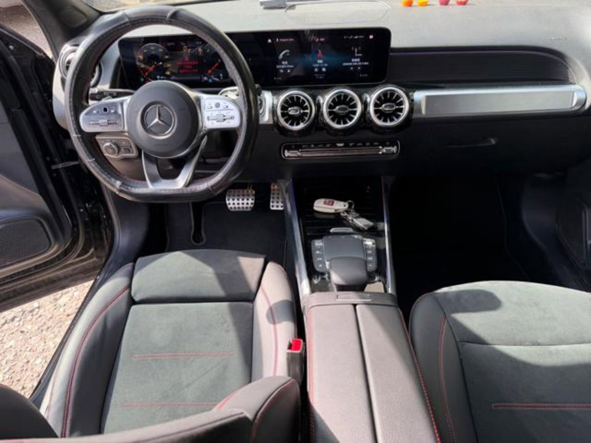 Mercedes-Benz GLB 200 d Automatic 4Matic Premium (9)