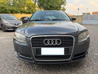 Audi A4 Avant 2.0 16V TDI (2)