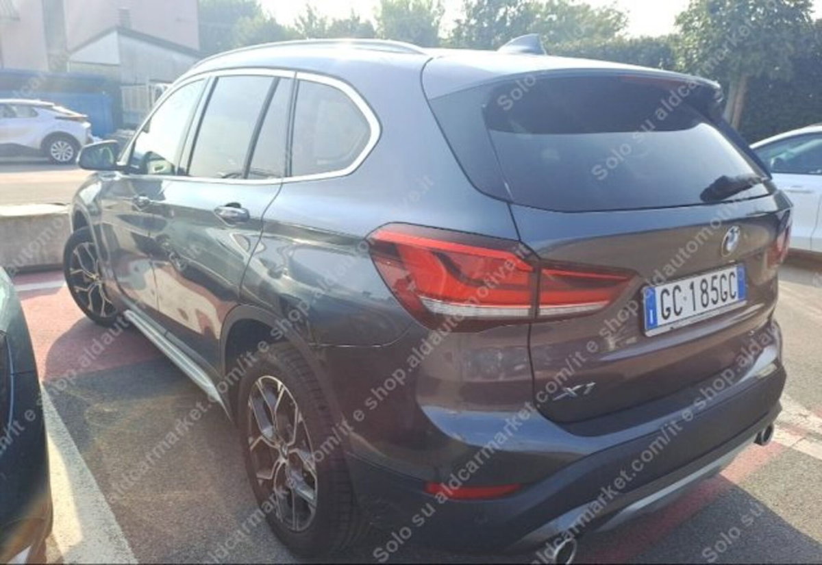 BMW X1 sDrive20i xLine (4)