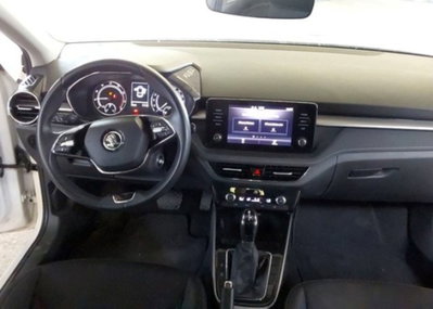 Skoda Fabia 1.0 tsi evo Style 110cv dsg (8)