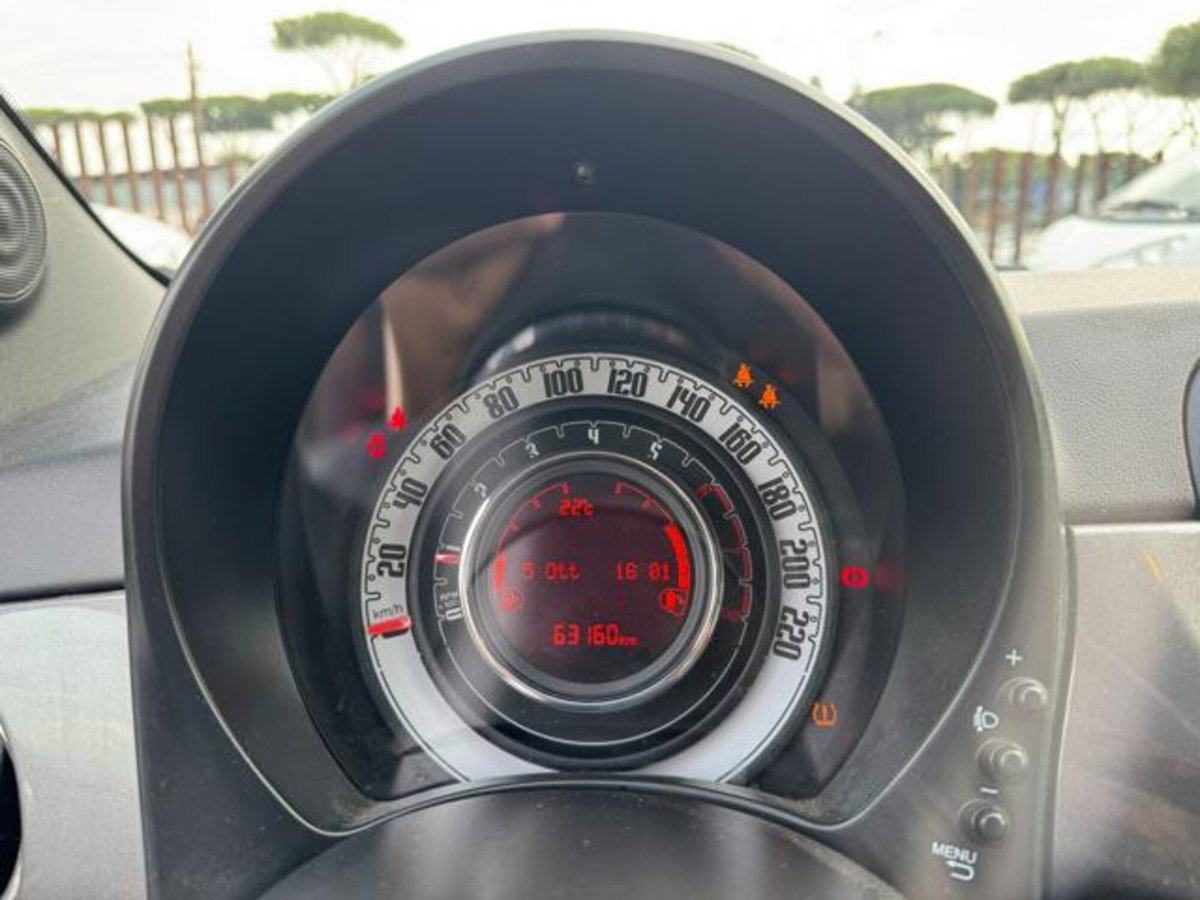 Fiat 500 1.0 Hybrid Red (8)