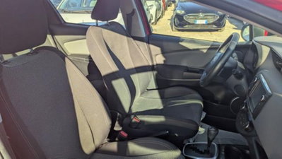 Toyota Yaris 1.5 Hybrid 5 porte Energy (13)