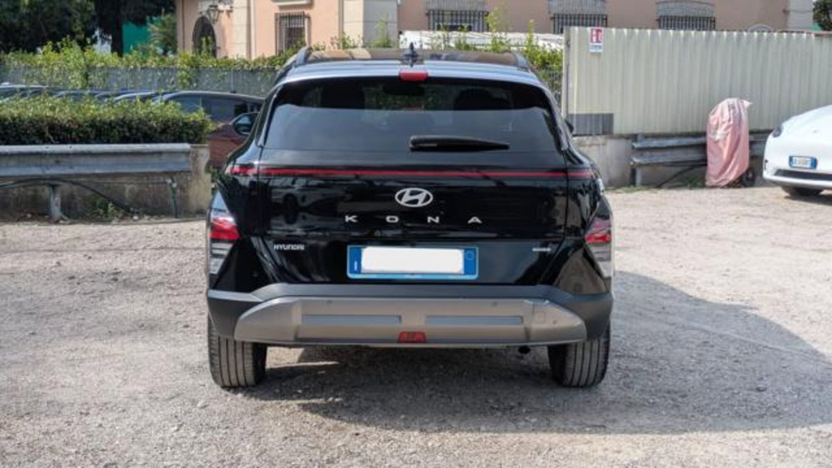 Hyundai Kona 1.6 gdi hev X Line Tech Pack 2wd dct (13)