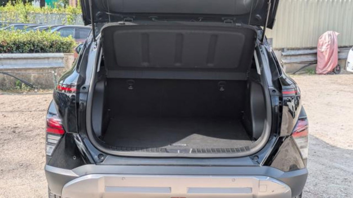 Hyundai Kona 1.6 gdi hev X Line Tech Pack 2wd dct (14)