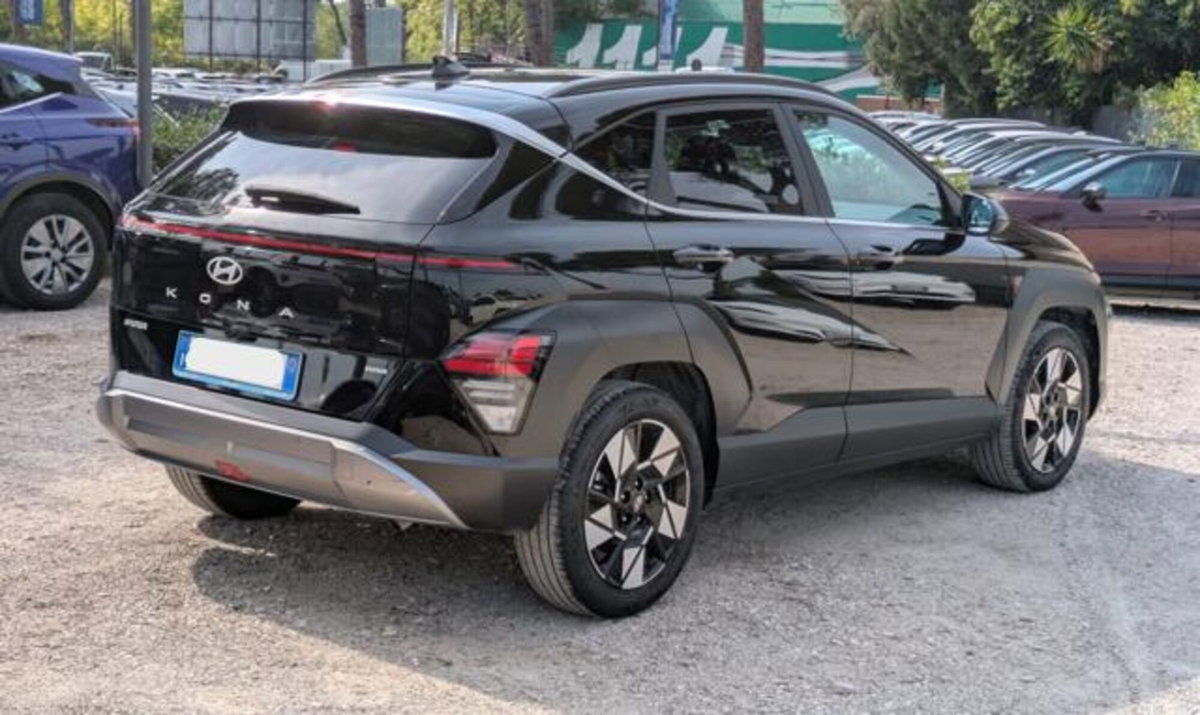Hyundai Kona 1.6 gdi hev X Line Tech Pack 2wd dct (4)