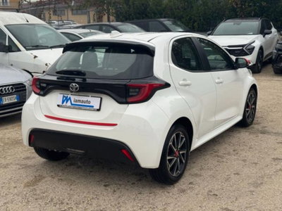 Toyota Yaris 1.0 72 CV 5 porte Active (4)
