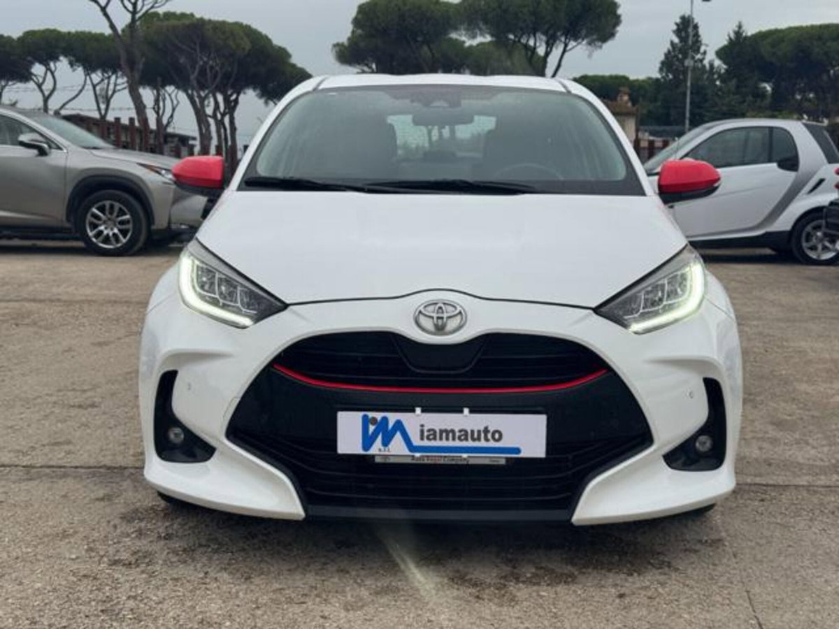 Toyota Yaris 1.0 72 CV 5 porte Active (3)