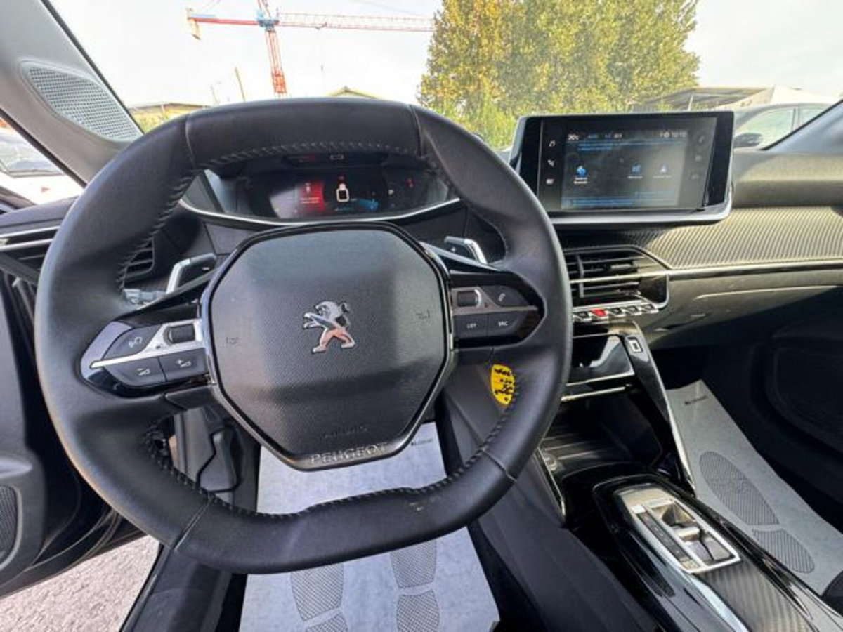 Peugeot 208 1.2 puretech Active s&s 100cv (5)