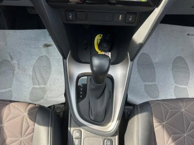 Toyota Yaris Cross 1.5 Hybrid 5p. E-CVT AWD-i Lounge (10)