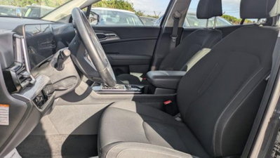 Kia Sportage 1.6 crdi mhev Business dct (12)