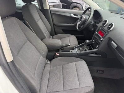 Audi A3 1.6 TDI 105 CV CR Ambition (7)