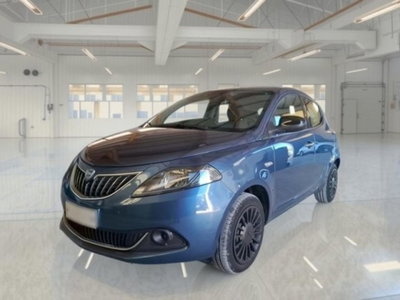 Lancia Ypsilon 1.0 FireFly 5 porte S&S Hybrid Ecochic Silver