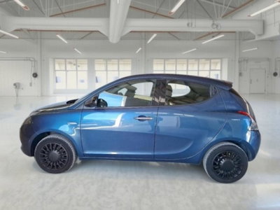 Lancia Ypsilon 1.0 FireFly 5 porte S&S Hybrid Ecochic Silver (5)