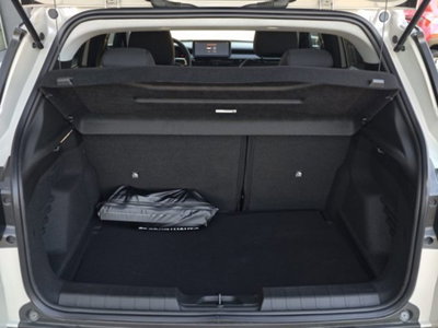 Jeep Avenger 1.2 turbo Summit fwd 100cv (13)