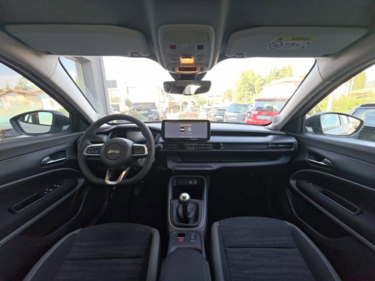 Jeep Avenger 1.2 turbo Summit fwd 100cv (9)